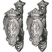 China Made 203306 Fleur de lis Shield Gun and Sword Holder with Cast Metal Constructon